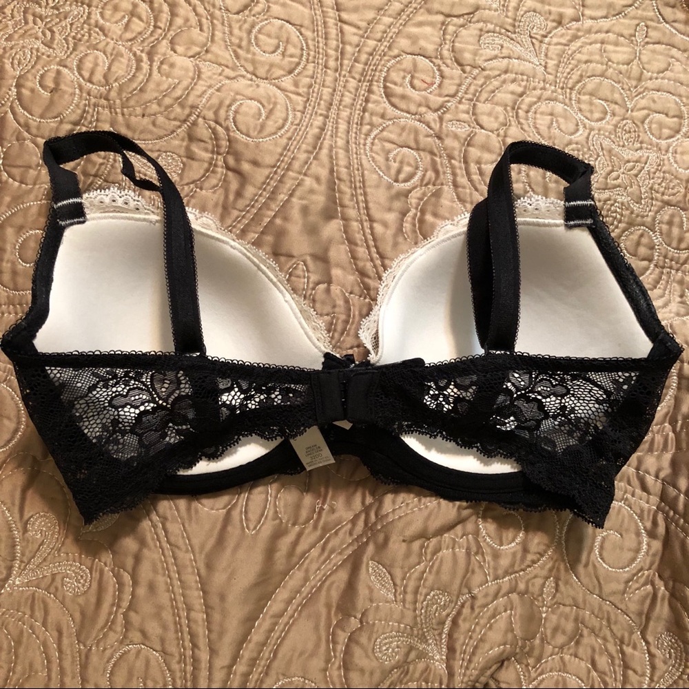 SOLD Victoria’s Secret VS Dream Angels Lace Bra 32DD - Picture 2 of 3